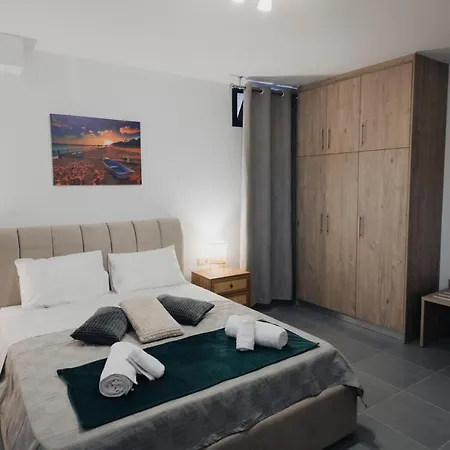 Savere Luxury Apartment Skiathos Town